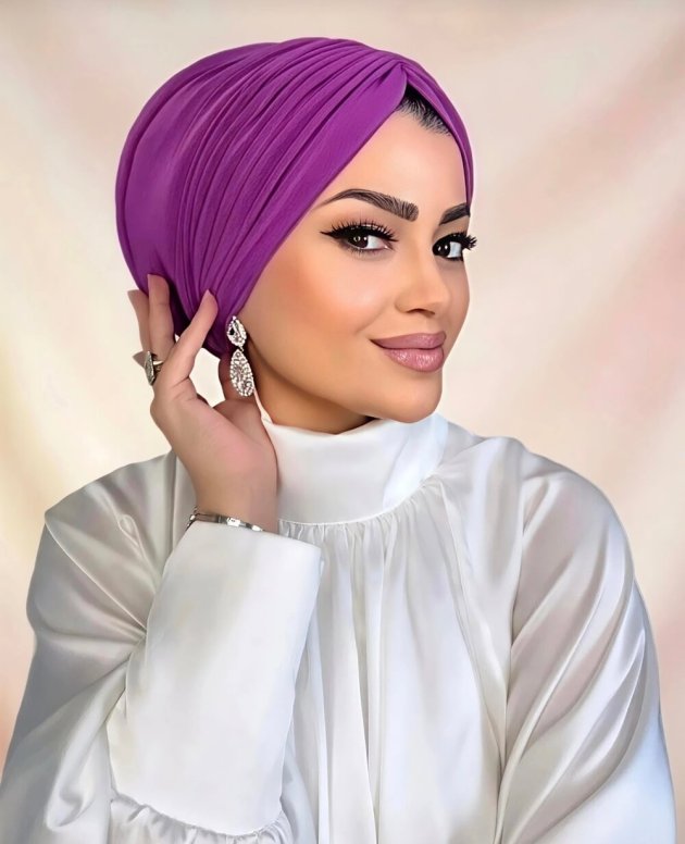 Fuşya Dolgulu Drapeli Bone