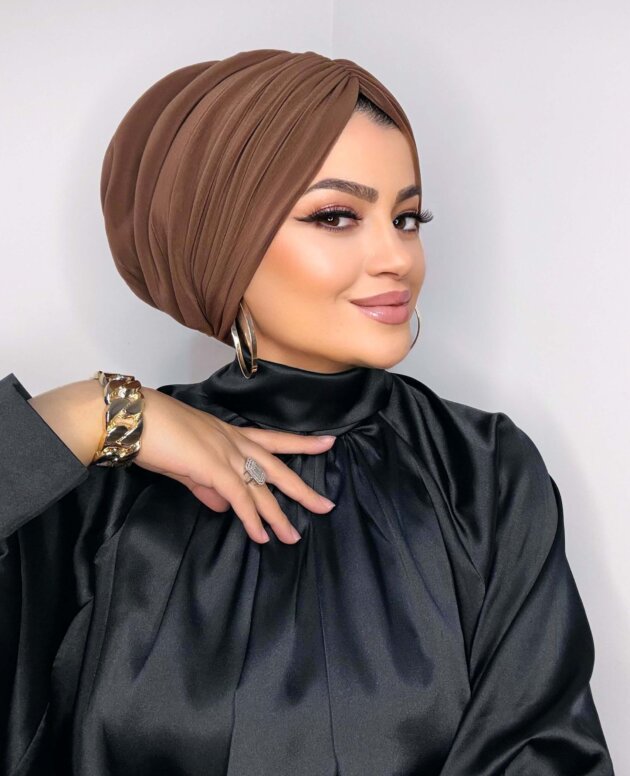 kahverengi-dolgulu-drapeli-bone-dis-tesettur-