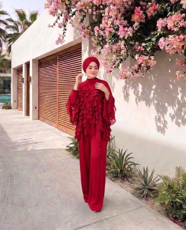 kirmizi-tasarim-takim-tesettur-pantolon-