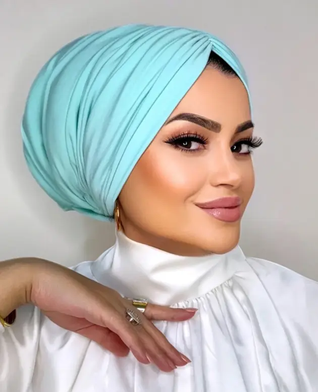 Mint Yeşili Dolgulu Drapeli Bone
