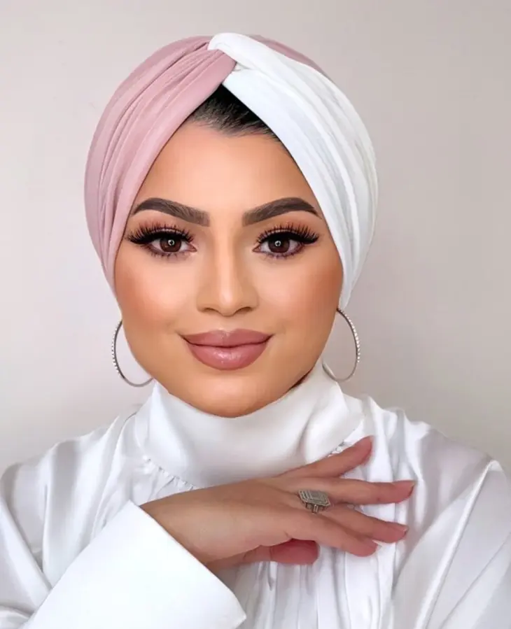 Pudra Pembe Dolgulu Düğüm Bone