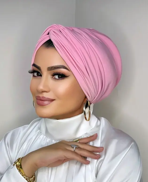 Şeker Pembe Dolgulu Düğüm Bone