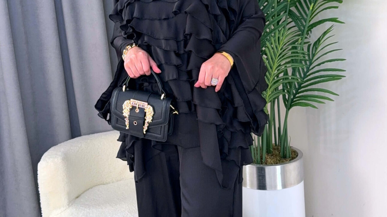 siyah-tasarim-takim-tesettur-pantolon-