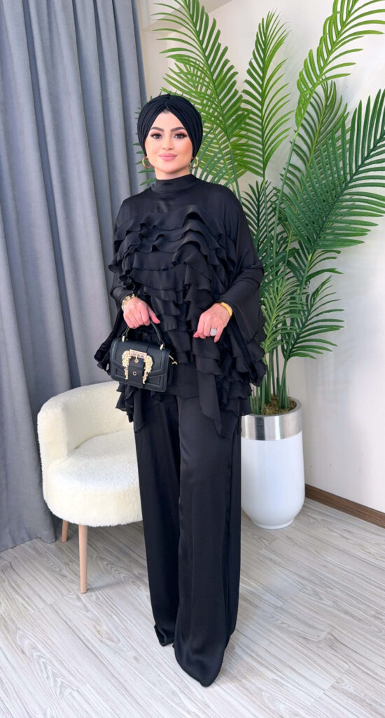 siyah-tasarim-takim-tesettur-pantolon-