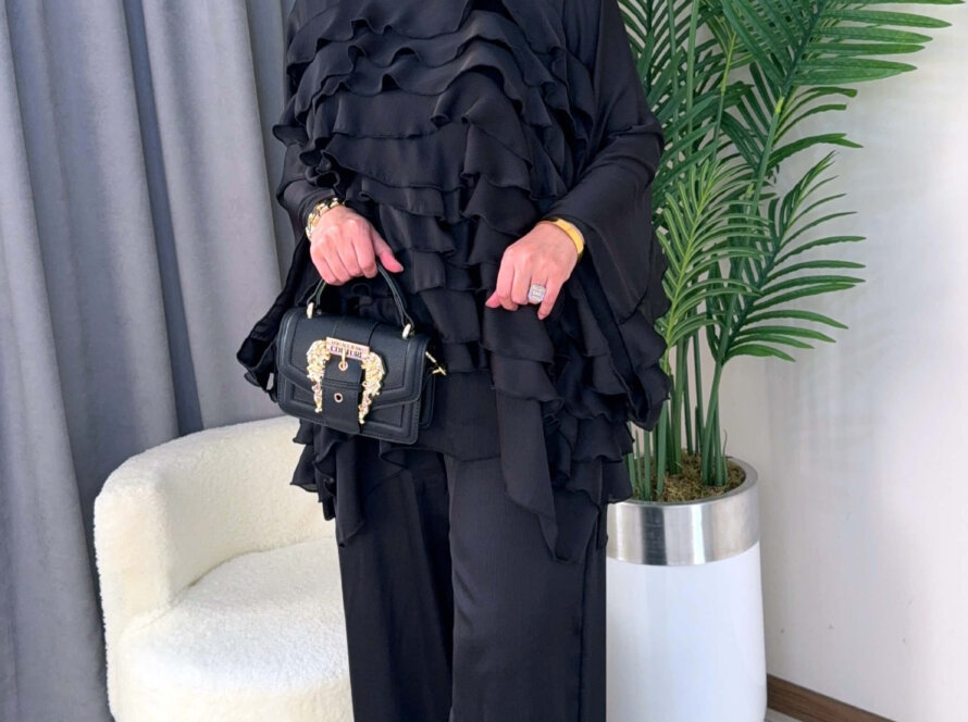 siyah-tasarim-takim-tesettur-pantolon-