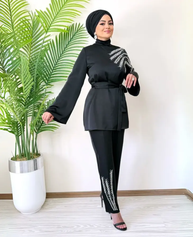 İthal Tasarım Siyah Taşlı Takım