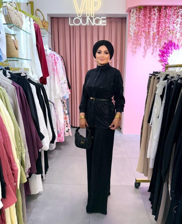 payetli-tasarim-takim-tesettur-pullu-