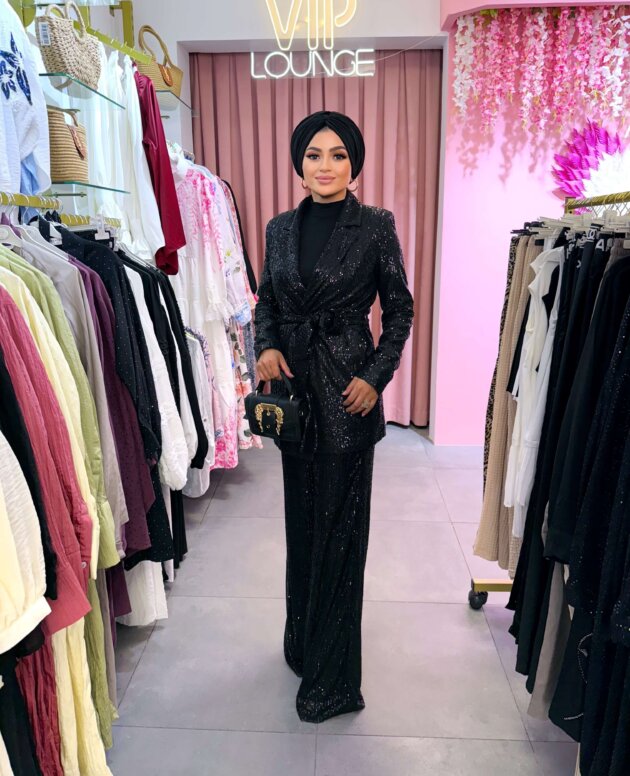 siyah-payetli-takim-tesettur-dis-