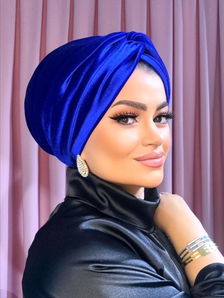 Saks Mavisi Dolgulu Düğüm Kadife Bone