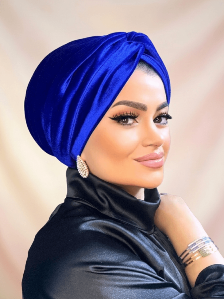 Saks Mavisi Dolgulu Düğüm Kadife Bone