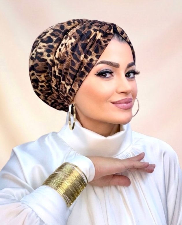 Leopar dolgulu drapeli bone kadın