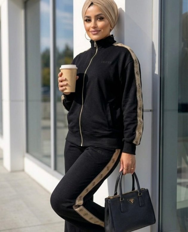 Siyah spor eşofman takım modeli, rahat ve şık günlük kadın eşofman takımı