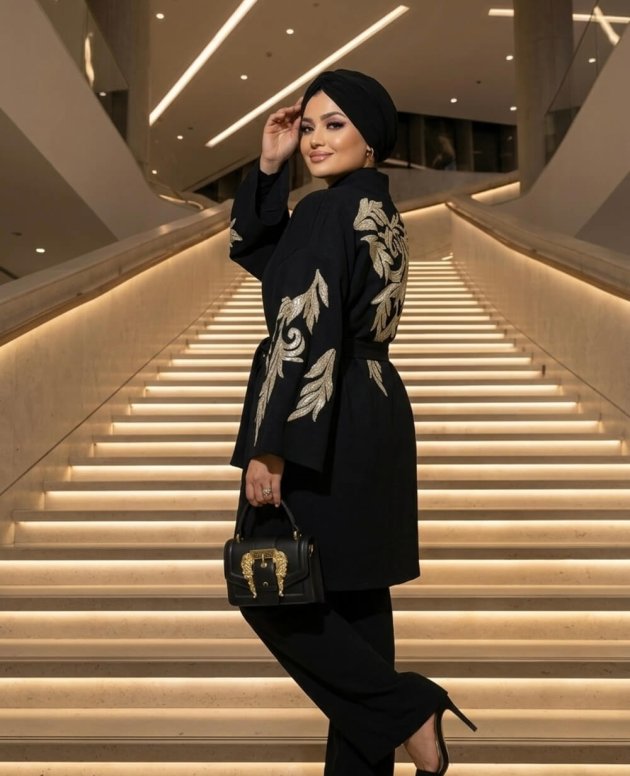 Siyah Tasarım Kimono